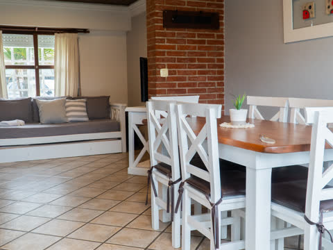 Cocina y comedor en Miramar
